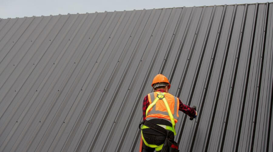 Expert Emergency Roof Repairs services in Freeport, NY